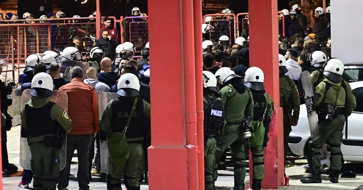 Η συλλογική ευθύνη που αφορά τους πάντες και μια κρατική συμμορία